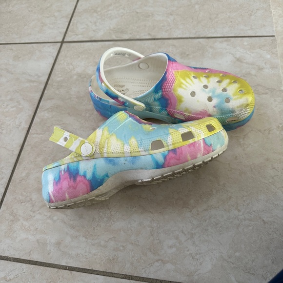 Platform CROCS - women size 9 - Picture 2 of 3